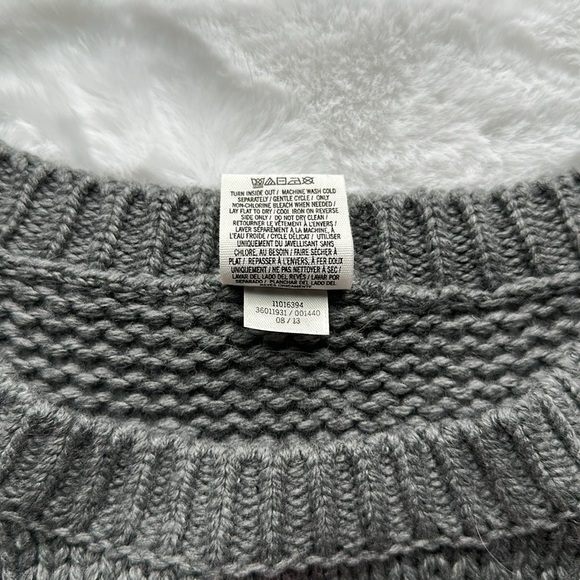 VS PINK Grey Knit Sweater Logo size XS - Picture 5 of 6